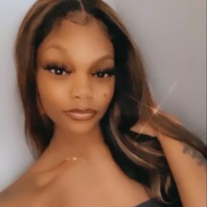 Meet your Posher, Bita